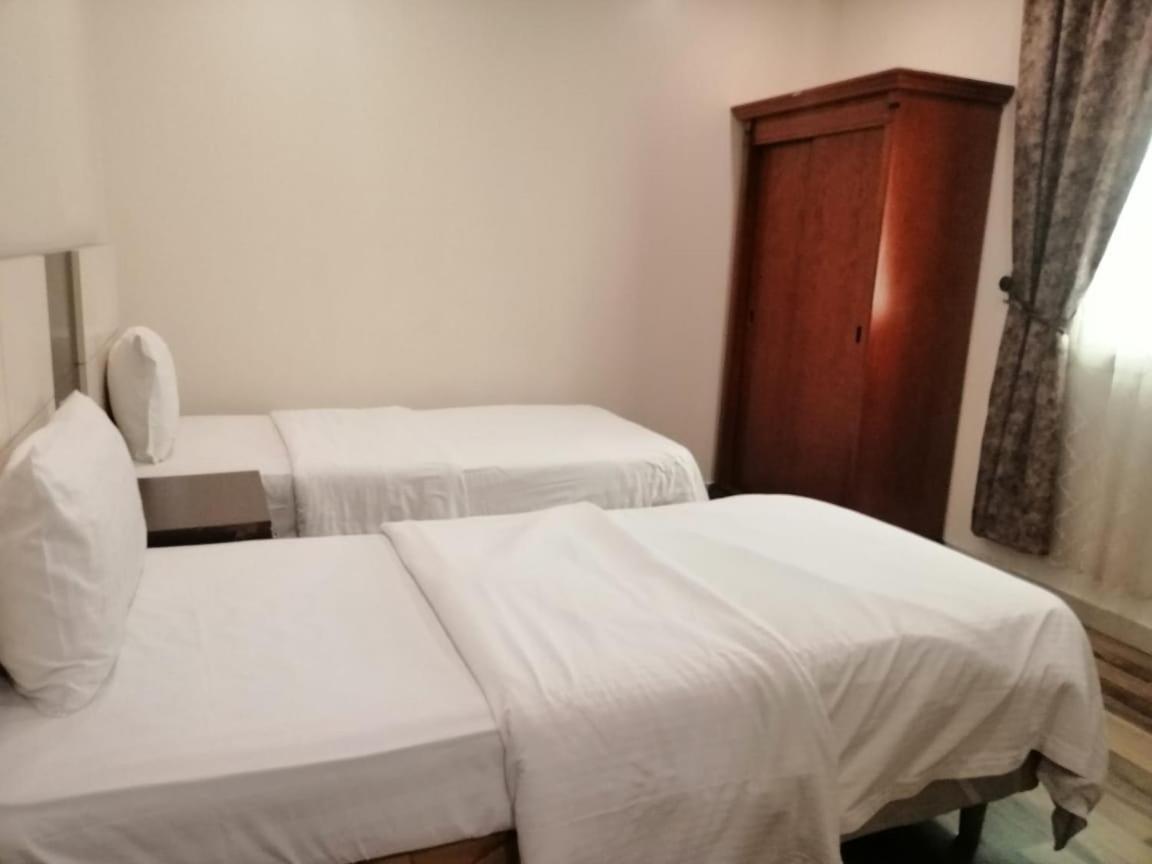 Loaloat Al Khobar 2 Furnished Units Aparthotel Buitenkant foto