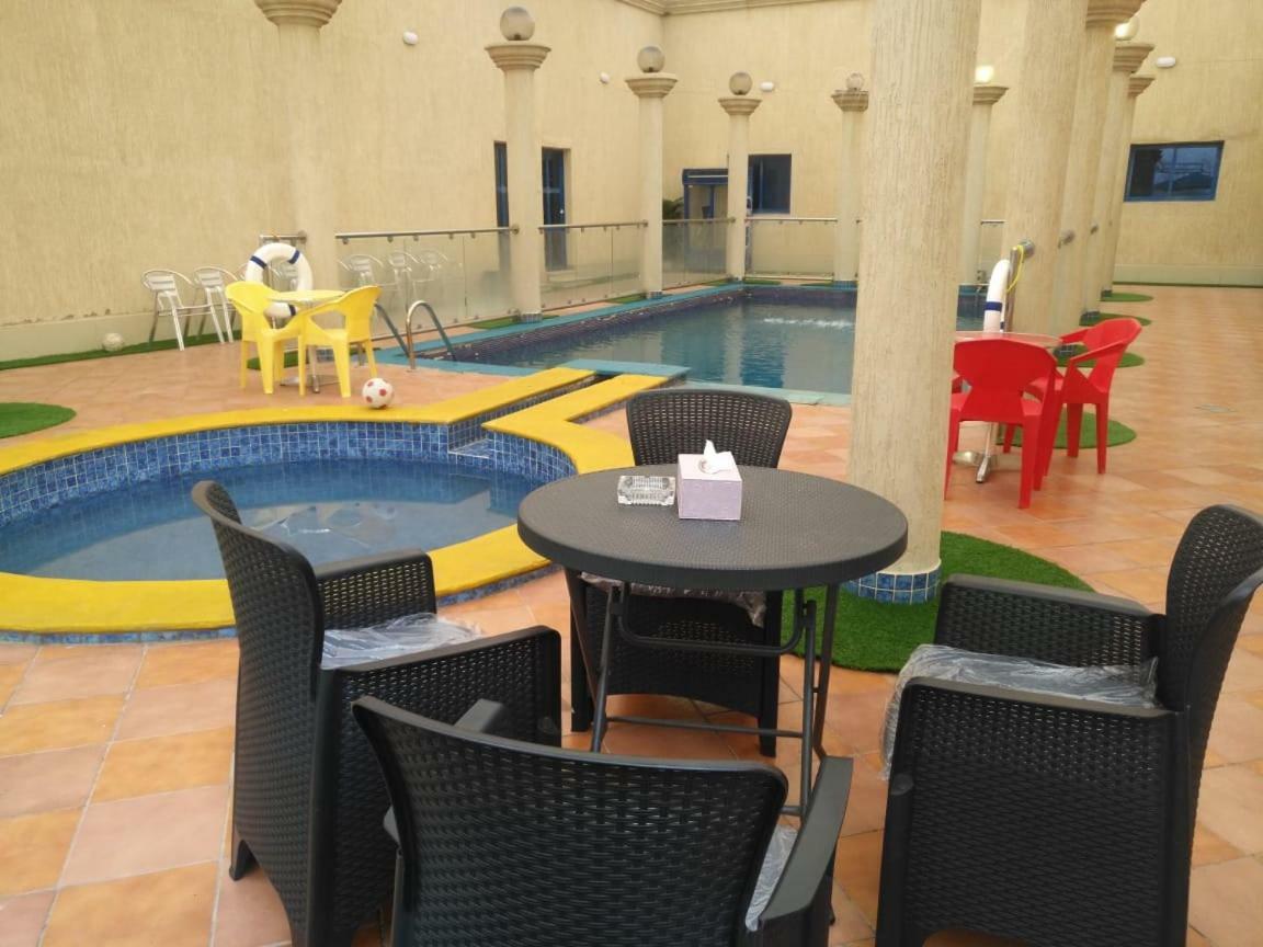 Loaloat Al Khobar 2 Furnished Units Aparthotel Buitenkant foto
